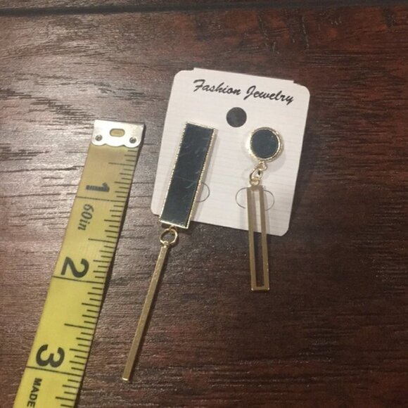 Boho Geometric Asymmetrical Earrings jewelry - Picture 3 of 5